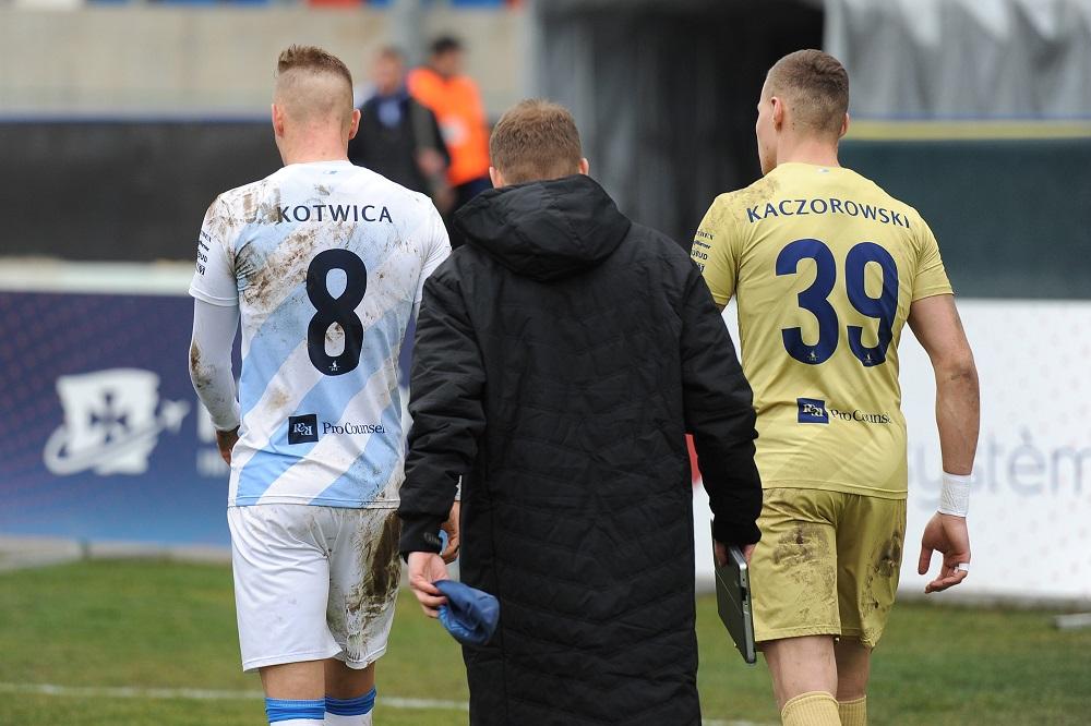 Stal Rzeszów zapłaciła aż 176 tysięcy złotych dla agentów piłkarskich. (fot. Stal Rzeszów)