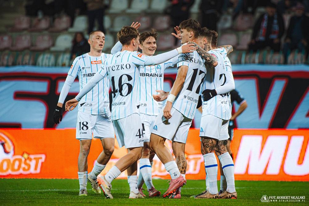 Stal Rzeszów aktywnie wykorzysta czas na przerwę na reprezentacje! (fot. Stal Rzeszów/Robert Skalski)