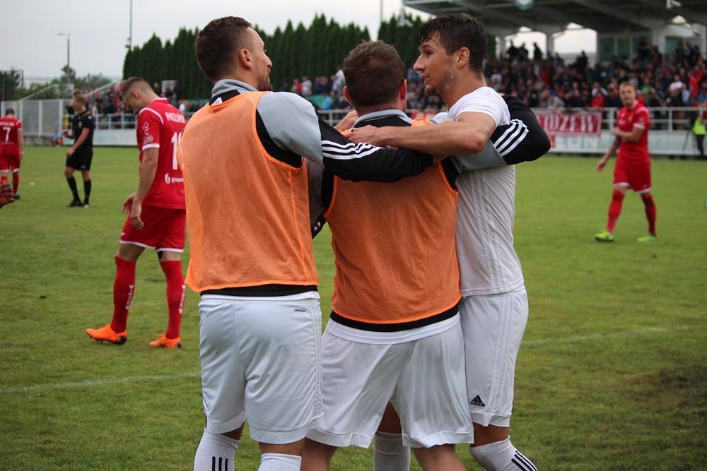 Stal Stalowa Wola rok temu pokonała Widzew Łódź 3-0. Czy teraz historia się powtórzy? (fot. Radosław Kuśmierz)