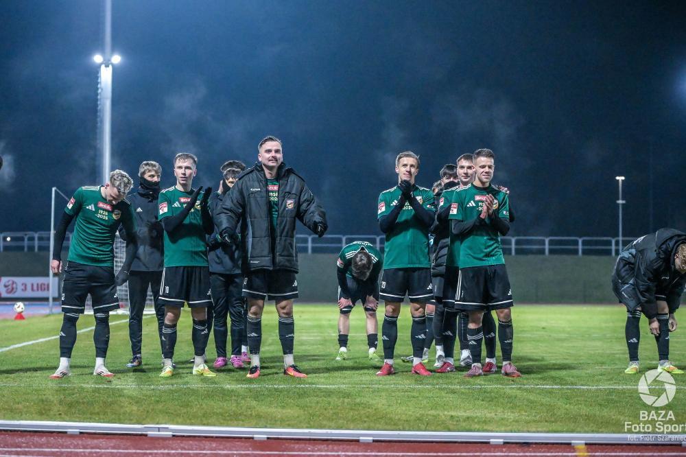 Zmiany w Starze Starachowice. Odchodzi asystent trenera i czterech piłkarzy (fot. Piotr Szaraniec)