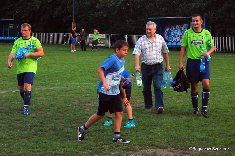 Piłkarze Strumyka Malawa rozbili Przełęcz Dukla 6-0 w meczu 32. kolejki 4 ligi podkarpackiej (fot. Bogusław Szczurek)