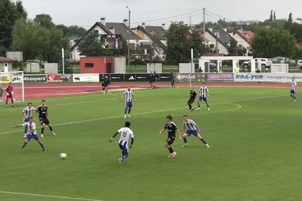 Skrót meczu Polonia Lidzbark Warmiński - Olimpia Zambrów 2-3 (fot. YouTube / Polonia Lidzbark)