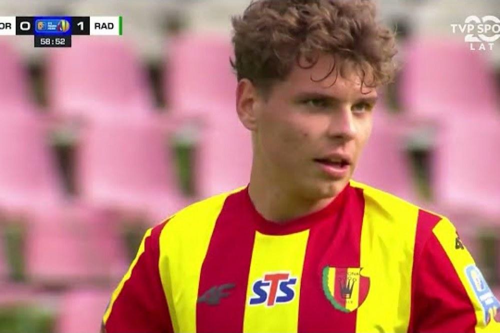Skrót meczu Korona II Kielce - Radomiak Radom 0-1 (fot. YouTube)