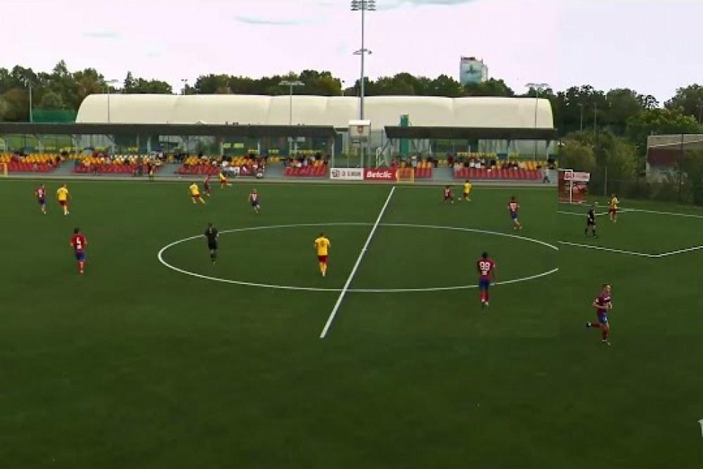 Skrót meczu Ślęza Wrocław - Raków II Częstochowa 1-2 (fot. YouTube / 1KS Ślęza Wrocław)