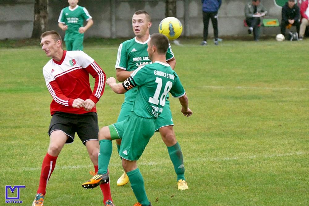 Granica Stubno w zielonych strojach (fot. Mieczysław Turczyn)