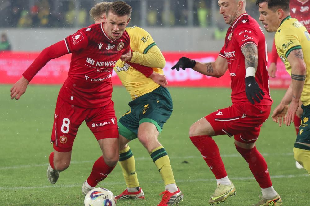 Widzew Łódź dopisał punkty po meczu z Termaliką (fot. facebook.com/widzew.ofi)