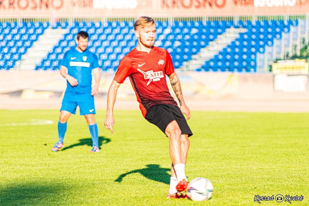 Wiktor Majewski został piłkarzem Startu Rymanów. (fot. Konrad Kwolek)