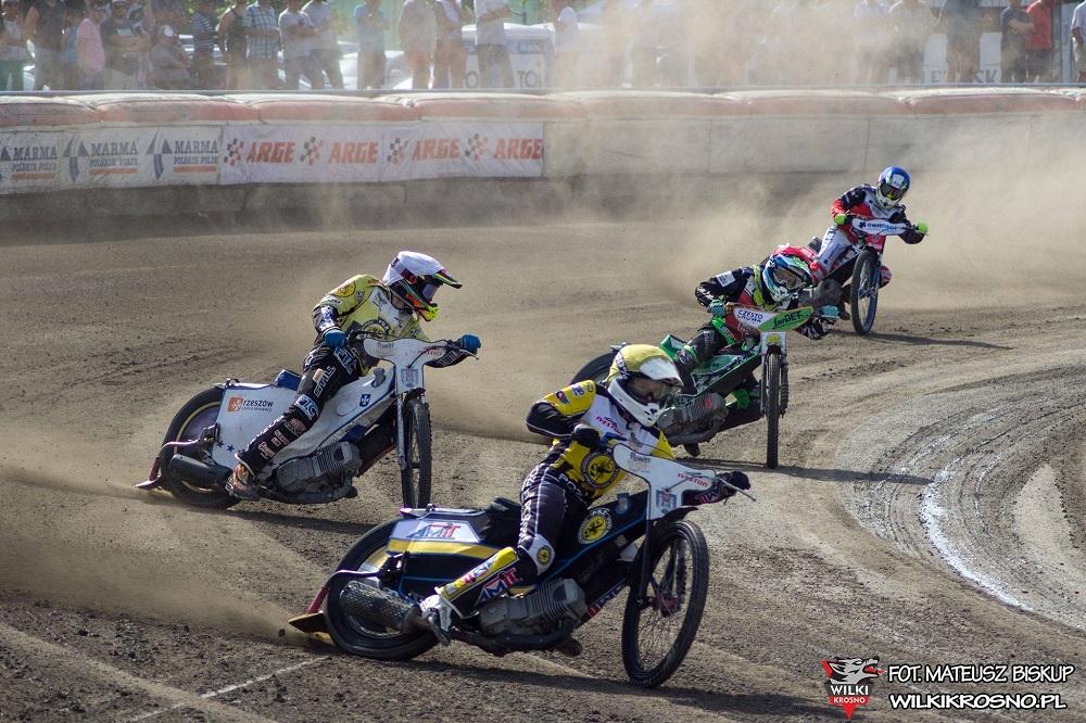 Wilki Krosno przegrały wysoko kolejny mecz wyjazdowy. (fot. Wilki Krosno)