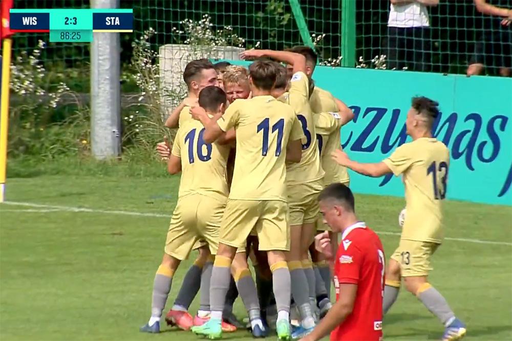 Zwycięskiego gola dla Stali Rzeszów zdobył w 87. minucie Filip Gawlak (fot. youtube / Łączy nas piłka)