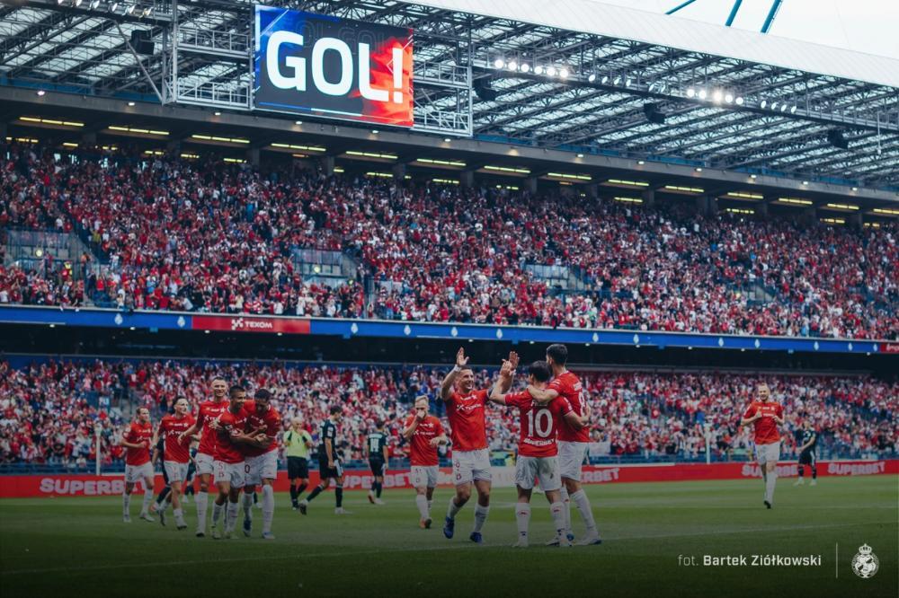 Wisła Kraków zmierzy się ze Stalą Rzeszów w ramach 14. kolejki Betclic 1. ligi (fot. Bartek Ziółkowski)