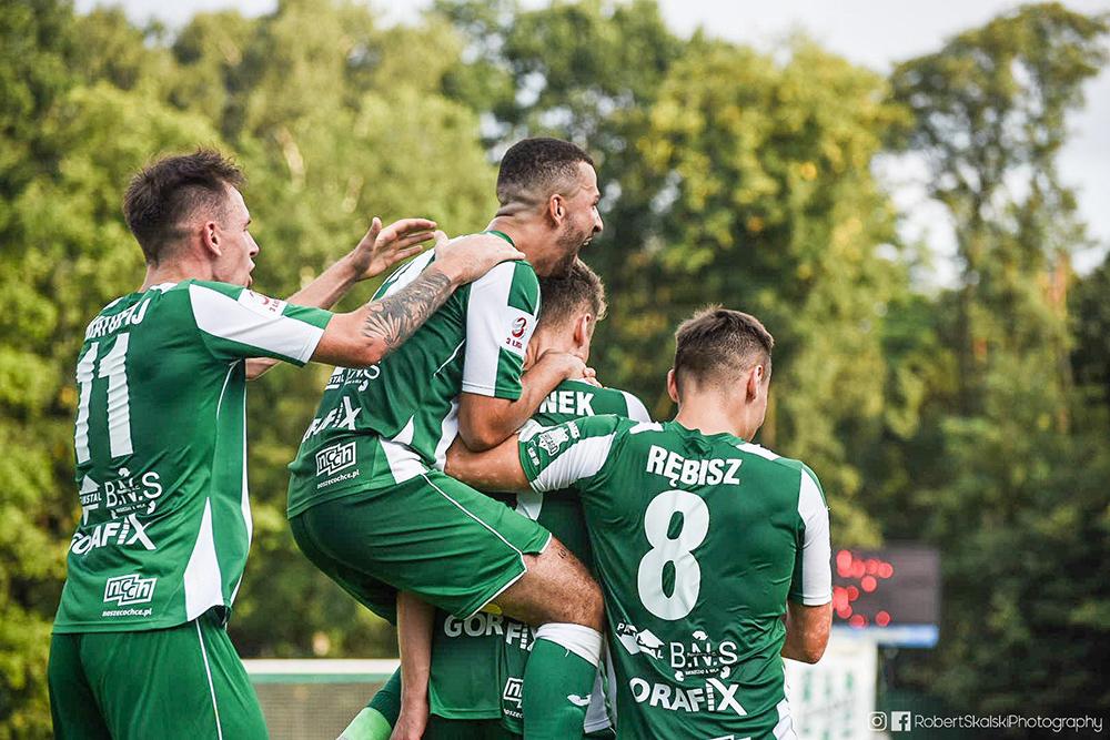 Wisłoka Dębica wygrała ze Stalą Stalowa Wola 3-1 (fot. Robert Skalski)