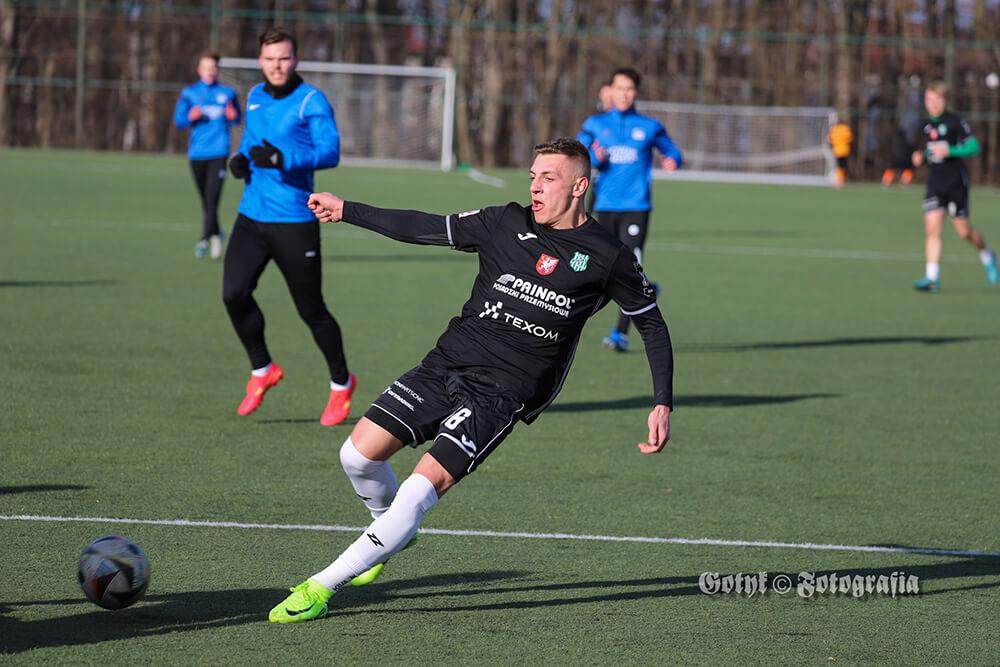 Wisłoka Dębica (czarne stroje) przegrała w sparingu z Wiślanami Jaśkowice. Zdjęcie z wcześniejszego  (fot. Gotyk / Wisłoka Dębica)