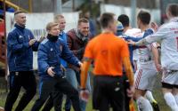 Wólczanka - Orlęta Radzyń 3-2. Dwa samobóje i dwie czerwone kartki [WIDEO]