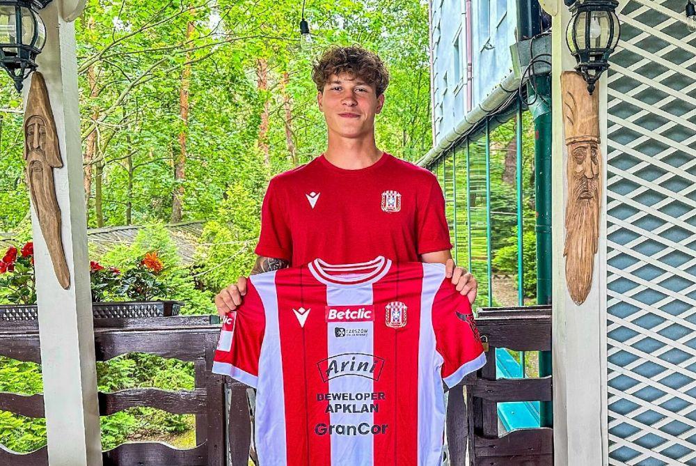 Jakub Jokel nowym zawodnikiem Resovii (fot. cwks-resovia.pl)