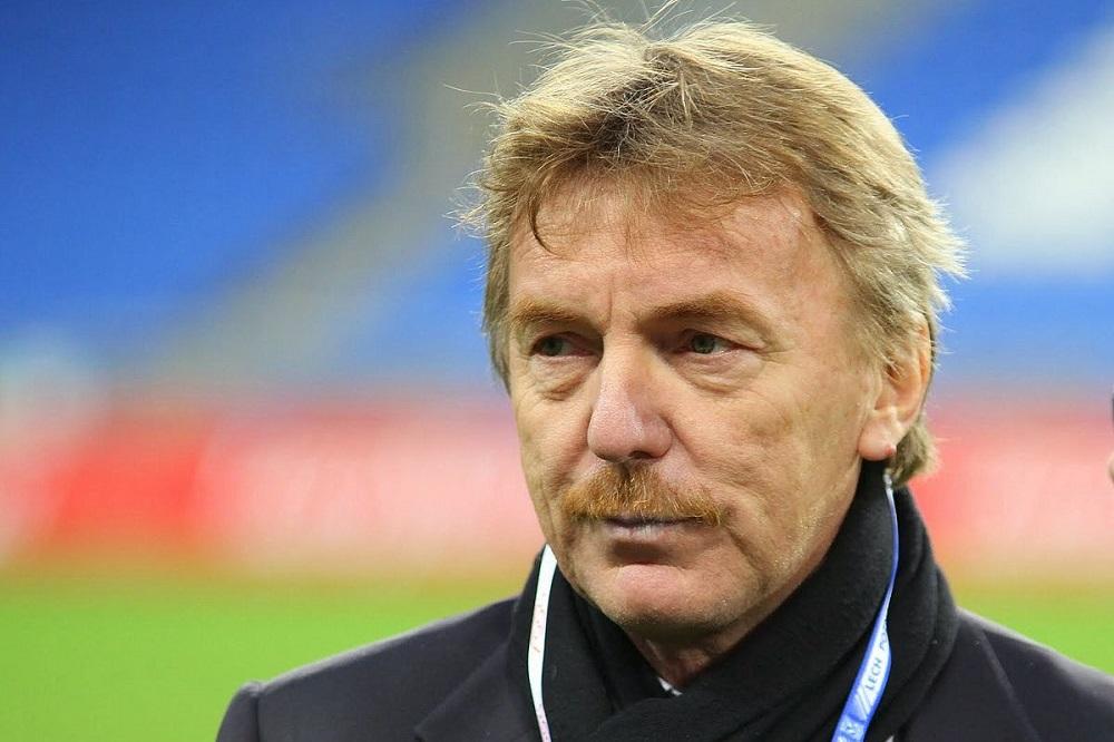 Zbigniew Boniek czeka na decyzję prezesów ZPN-ów co do dalszej gry. (fot. Wikipedia)
